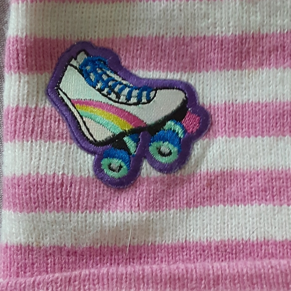 Beanie with patches - Picture 2 of 4